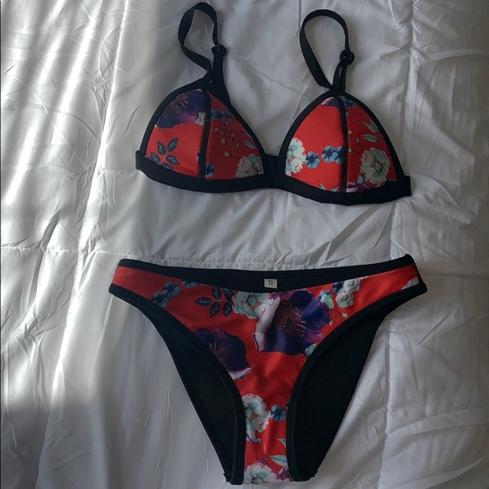 Neoprene triangle bikini set